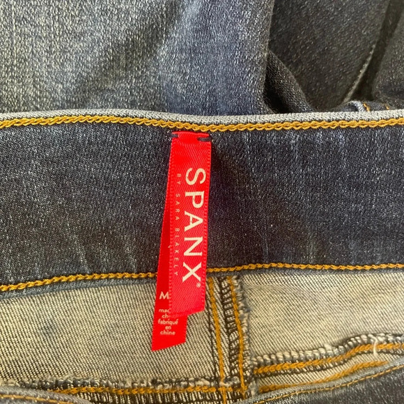 Women’s SPANX dark wash pull on skinny stretchy fit jeans Medium - Picture 3 of 6